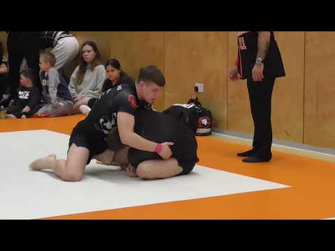Michael Pharoah vs Arnas Šaduika - Grappling Industries London 2022 - No-Gi - Adult - Advanced