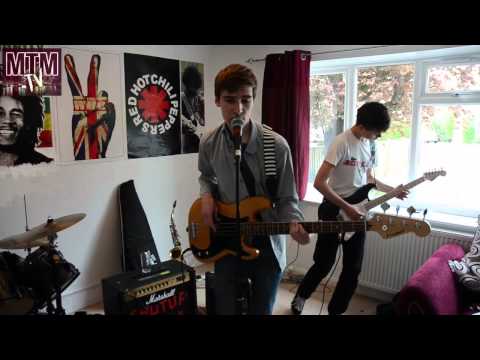 MTM.tv Introducing Sessions - Shutup TV [Pt.2] - Coloured Sand