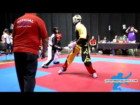 Kevin Walker v Jonathan deJesus - Men's Sparring Semi-Finals - 2014 BLITZ Championships