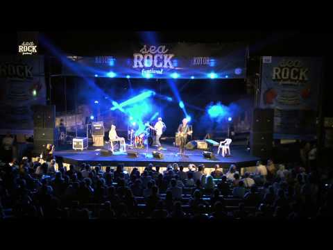Howe Gelb with band @ SeaRock festival Kotor, 2014.