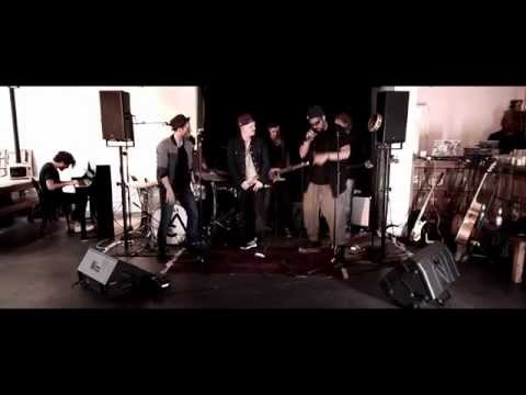 Nico Suave feat Johannes Oerding & Samy Deluxe -  Walking