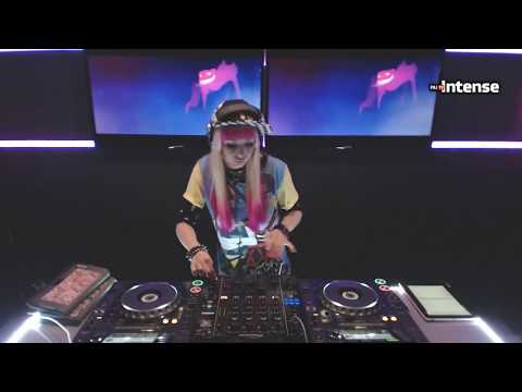 Live @ Radio Intense 19.12.2013 - Marika Rossa