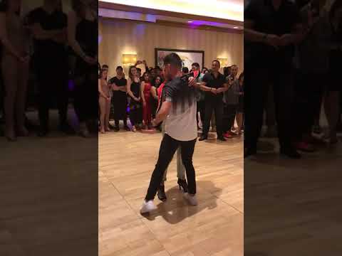 Luis & Andrea   Bachatal Sensual  CSBF (Chicago Salsa Bachata Festival) demo4 2019