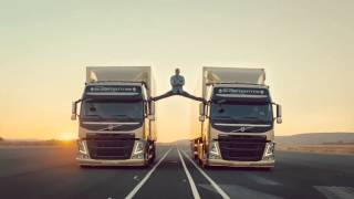 Epic Split - The Original - Jean-Claude Van Damme