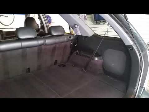 2001-2006 Acura MDX Touring SUV - Checking Cargo Area Space / Room With 2nd Row Seats Up
