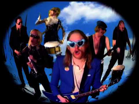 Kissa: Wayne's World (Official Video)