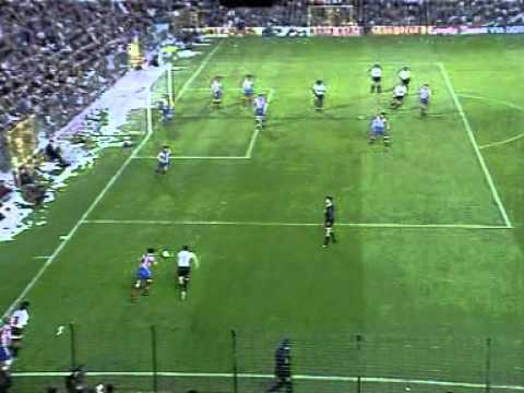 Valencia atletico Madrid Adrian cobra Illie Gol Temporada 97/98