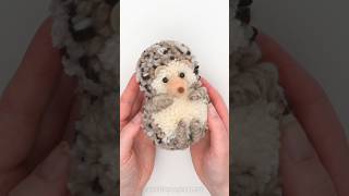 Pom Pom Hedgehog 🦔 🧶 ☺️