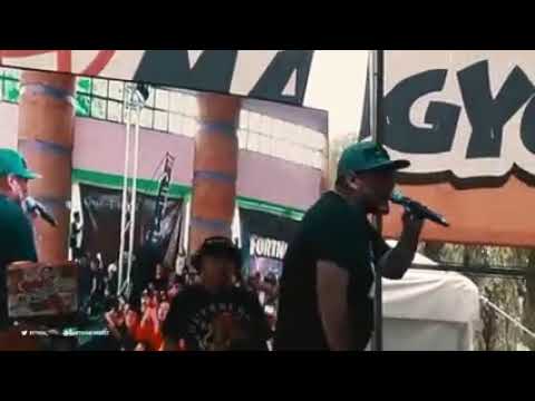 Tanto que hablo aczino y al tener a wos al frente se le cago BOCON