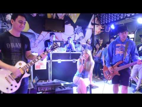Krolithikah (Acoustic) - Saydie (Live @ Trinoma)