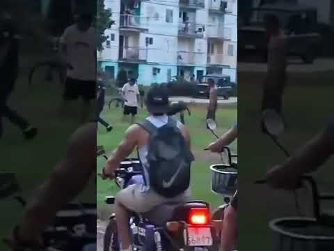 Pobladores retienen a presunto ladrón armado tras robo de una bicicleta en Venezuela, Ciego de Ávila