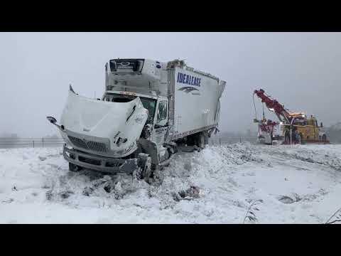 Pile up on U.S. 131 shuts down expressway