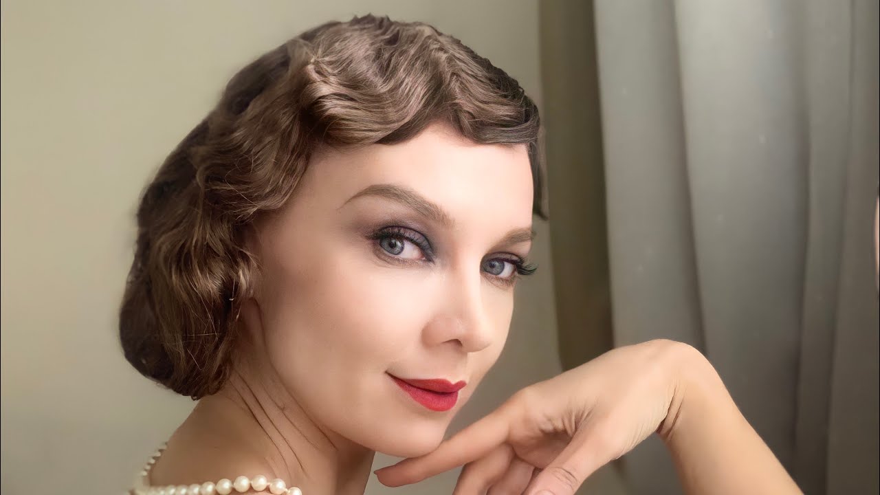 What was the 1920s hairstyle called? Tipseri