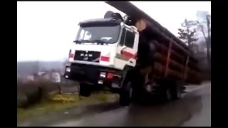 The Best IDIOT On Truck | Fails Truck | Overloaded Trucks Compilation 2017