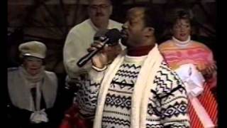 Larnelle Harris sings GO TELL IT ON THE MOUNTAIN