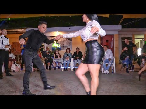 ASI SE BAILA UNA BUENA CUMBIA (ESTRENO) CUMBIA DE LOS TOQUESITOS 2021 ESTELARES DE LA CUMBIA limpia
