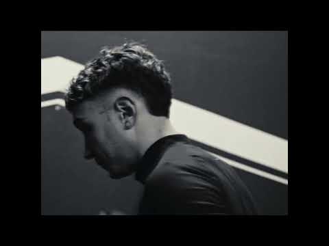 Capo Plaza - Floyd Mayweather feat. Papa V e Nerissima Serpe (Official Visual Video)