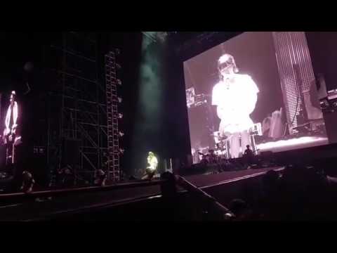 [170804] IU 아이유 guest at Psy's 싸이 concert Summer Swag