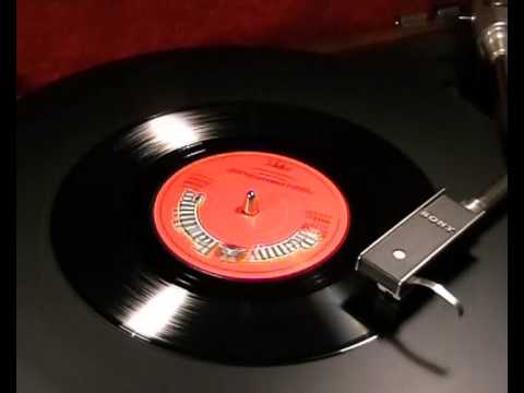 BILLY HOWARD - 'Bond Is A Four Letter Word' - 1975 45rpm