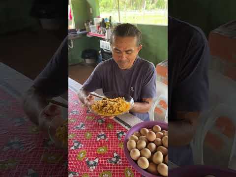Um ovo encima da comida #sitiolagoverde
