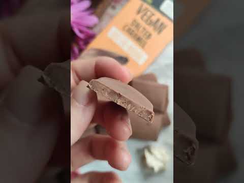 lindt vegan salted caramel chocolate bar