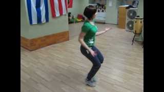 Cha-cha-cha: Mongo Santamaria - Besame mama