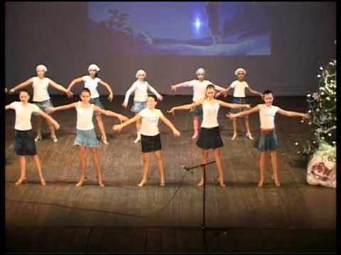 Kreativna radionica Pinokio - Predstava 8 Novogodišnja bajka