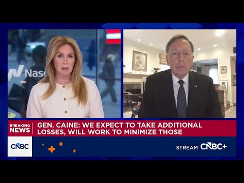 Former CIA Director David Petraeus: You can't take down a regime through the air in most cases