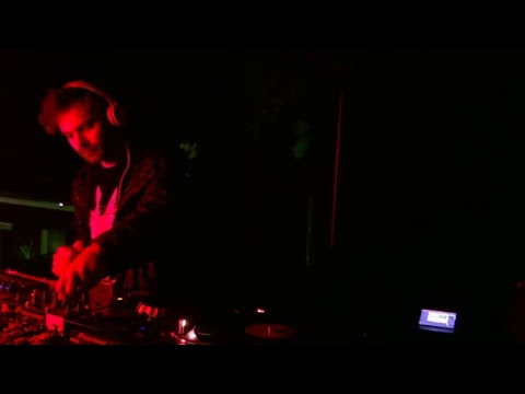 Electrolla  @ 20ft Radio