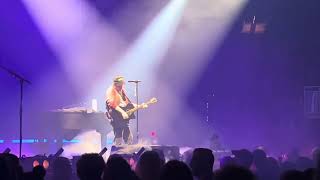 Fall Out Boy - “It’s Not a Side Effect of the Cocaine, I Am Thinking It Must Be Love” • LIVE DEBUT