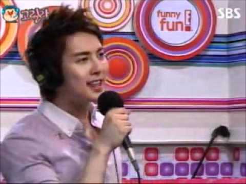 Hyung Jun Sings "Because I'm stupid" live@ 110407 Cultwo