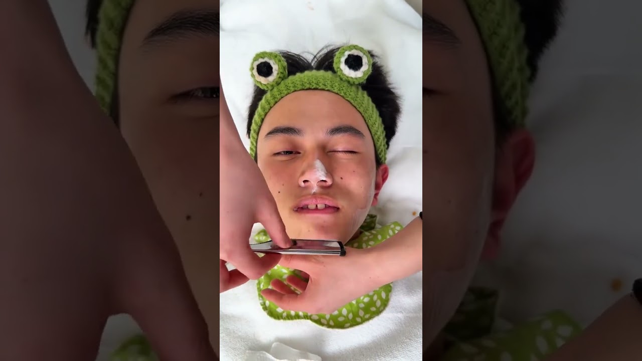 💈Lady Shaving & Remove beard！I wonder if this guy likes my skills or me as a person?