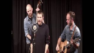 NASHVILLE BUM// Wayfaring Stranger