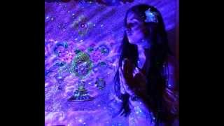 Paloma Devi "Sunniay". Let It Be So