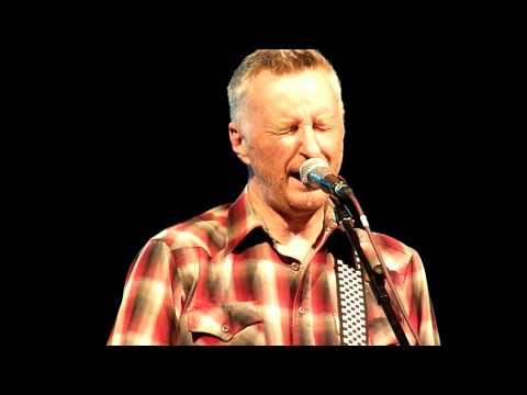02/02 WE'RE FOLLOWING THE WRONG STAR [HD] - BILLY BRAGG LIVE 2010 - NEW CHRISTMAS SONG