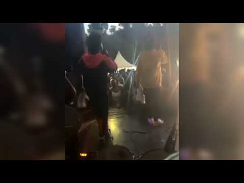 YOUNGEST x YOUNGBOSS PREFORMING ANGA MI (LIVE AT @SLM)