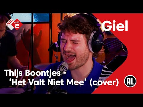 Thijs Boontjes - Het valt niet mee ( Non, non, rien n'a changé cover ) | NPO Radio 2