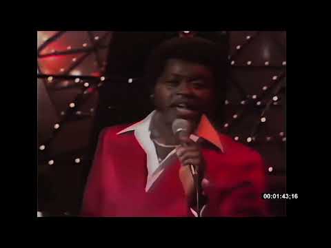 The Spinners  Working My Way Back to You  TOTP 1980