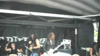 Art of Dying~Whole World&#39;s Crazy~Camden, NJ 8/26/11