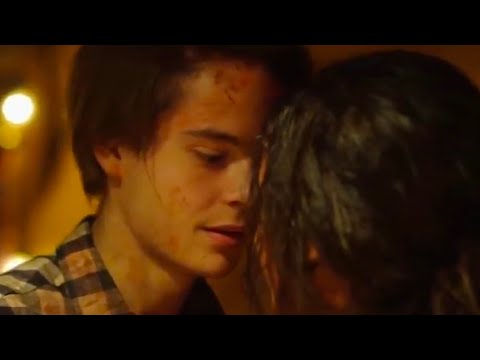 Best Kissing Scene In club/A014