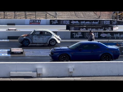 Dodge Challenger SRT Hellcat Redeye Vs Volkswagen Beetle