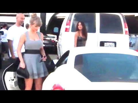 Taylor Swift Caught Trades In Her Range Rover For A Ferrari During Outing in NYC 09th January 2026