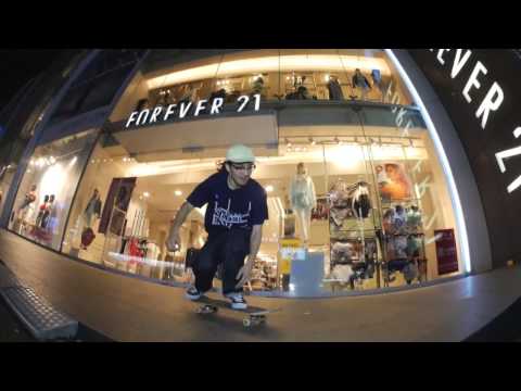 SHUNTA KOBAYASHI / 15-17 THROWAWAYS (Diaspora skateboards)