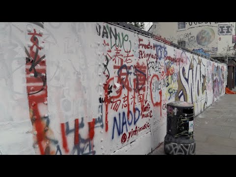 Controversy Erupts Over Chinese Socialist Graffiti