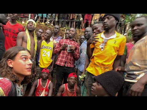 Blir ATTACKERAD & inlåst i UGANDA under en ceremoni (vlogg 06)