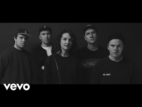 Gasellit - Älä muista pahalla ft. Iisa