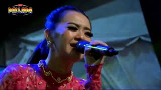 Download lagu Payung Hitam - Rena KDI - New Pallapa mp3