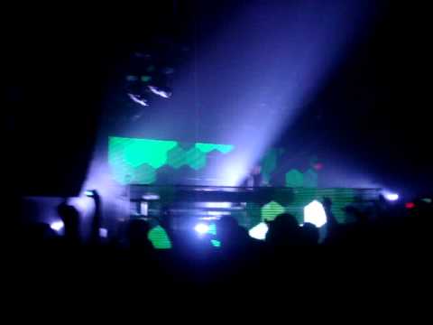 Cosmic Gate Miami - Raging // Cirez D Vs Empire Of The Sun - On Off vs We Are People