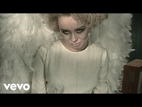 Louise Hoffsten - Hit Me With Your Lovething