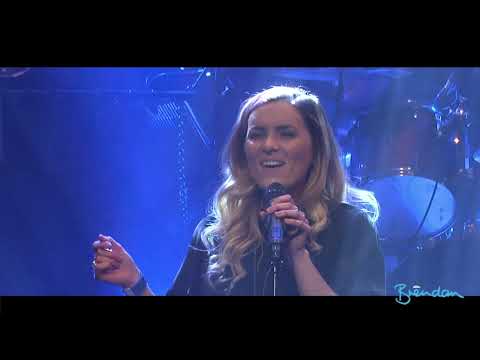 Chelsea Halfpenny: I Heard It Through The Grapevine